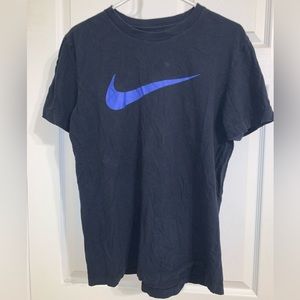 Men’s Nike t-shirt